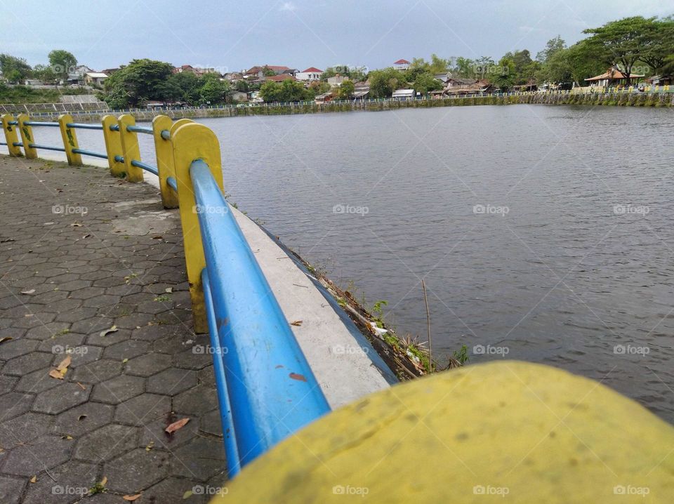 Reservoir boundary fence