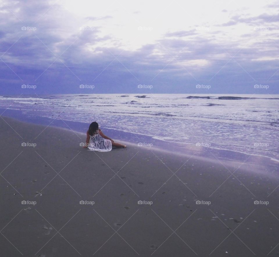 I wondered where I belong, why things weren’t working out as I hoped. I laid out by the ocean and spoke to God. He shed light upon me. I have never been so appreciative of my surroundings. How beautiful it is, to see the waves crashing at my toes.