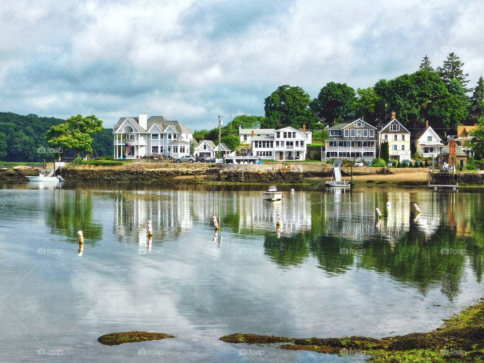 Rich people’s homes along Stony Creek Harbour in Connecticut... 