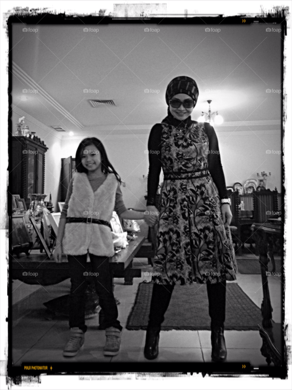 kuwait fashion happy smile by Atierene