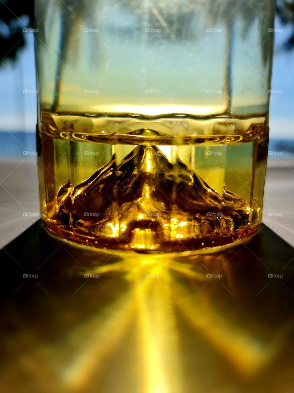 Sunny vibes: Bottled sunshine