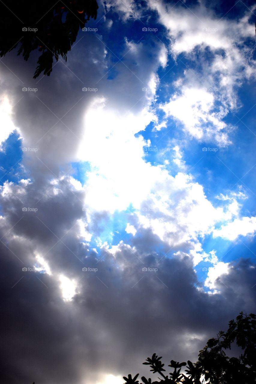 bule sky , cloudy sky