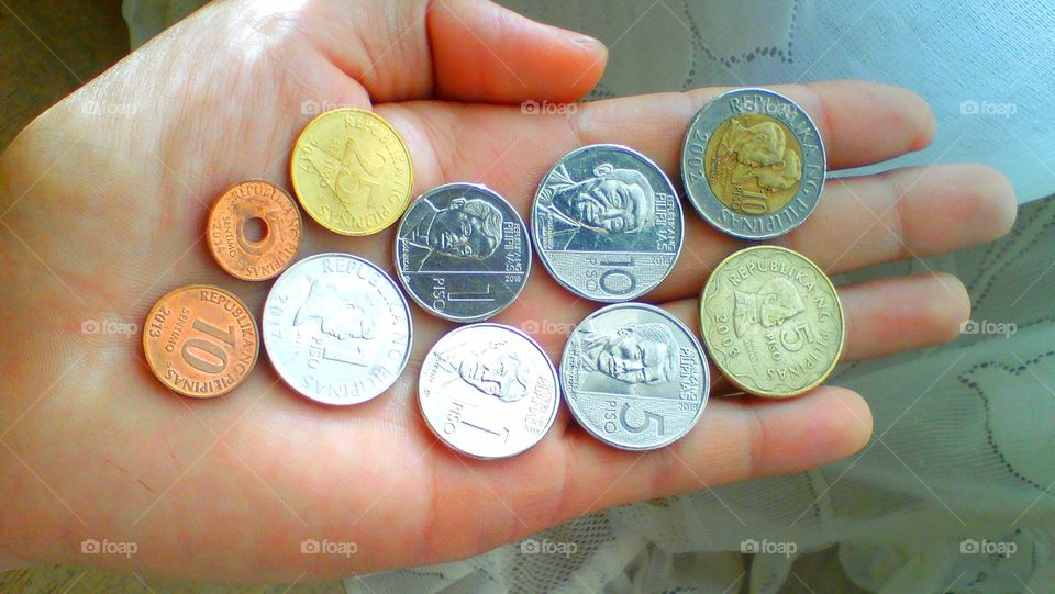 Philippines Coins
New and Old coins - still used!
@P10 old and new
@P5 old and new
@P1 old and new
@25cents
@10cents
@5cents