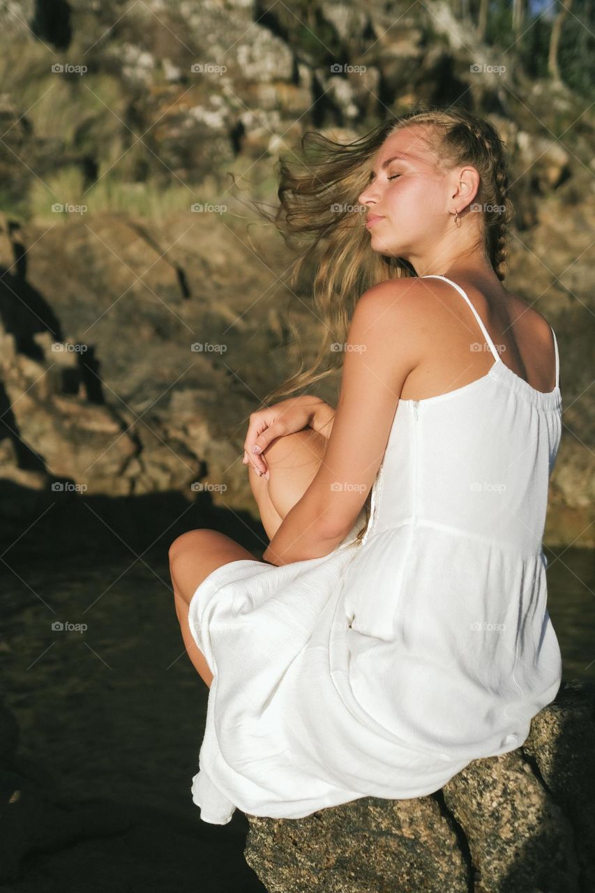 summer white dress