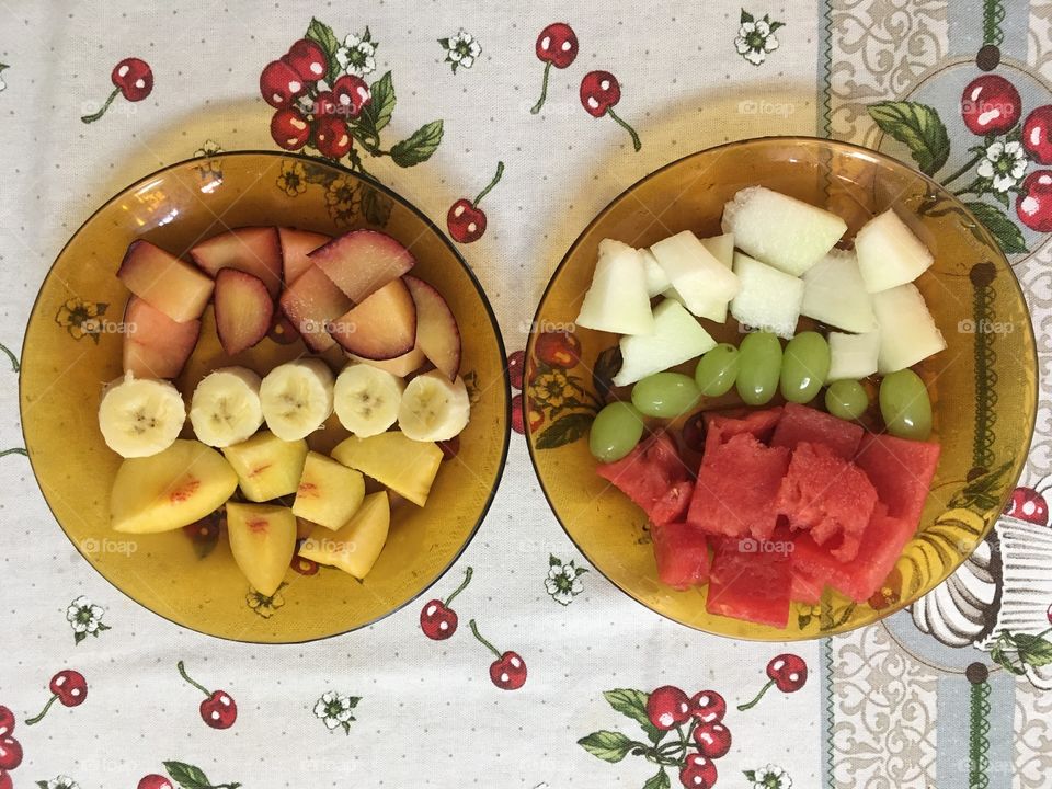 A delicious fruit salad for health and hunger.  For all tastes, friends! /Uma salada de frutas deliciosas para ter saúde e matar a fome. Para todos os gostos, amigos!