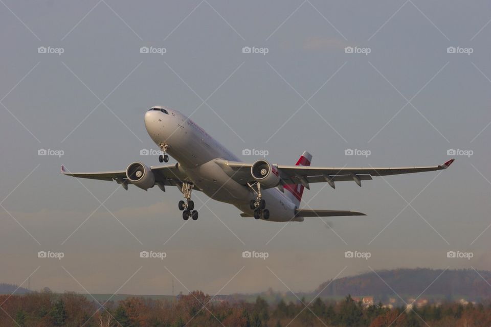 SWISS INTERNATIONAL A330-200 ZRH