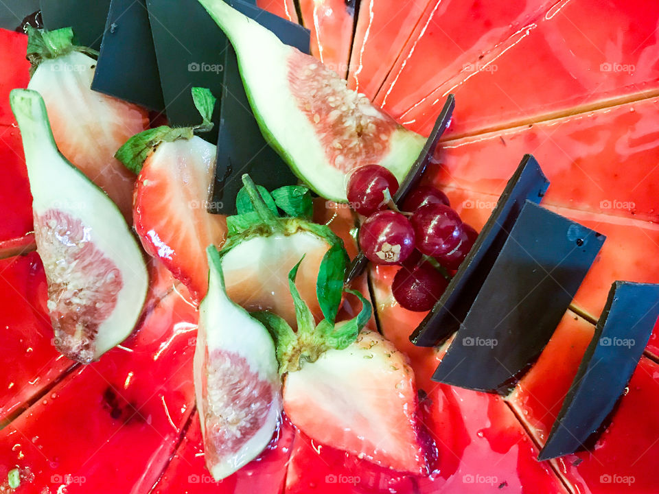 Cheesecake With assorted fruits 