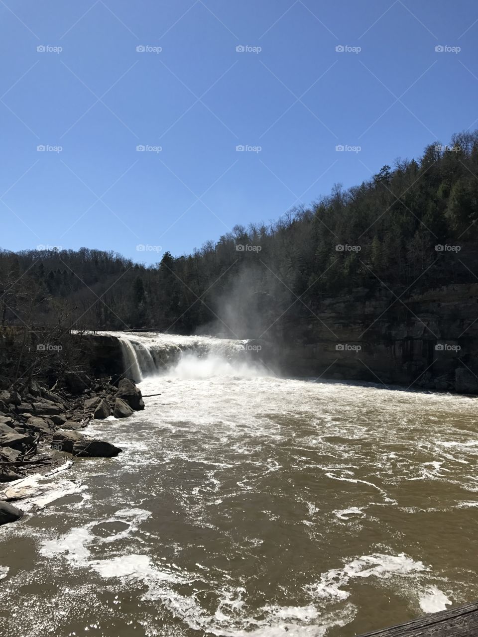 Cumberland Falls waterfall 