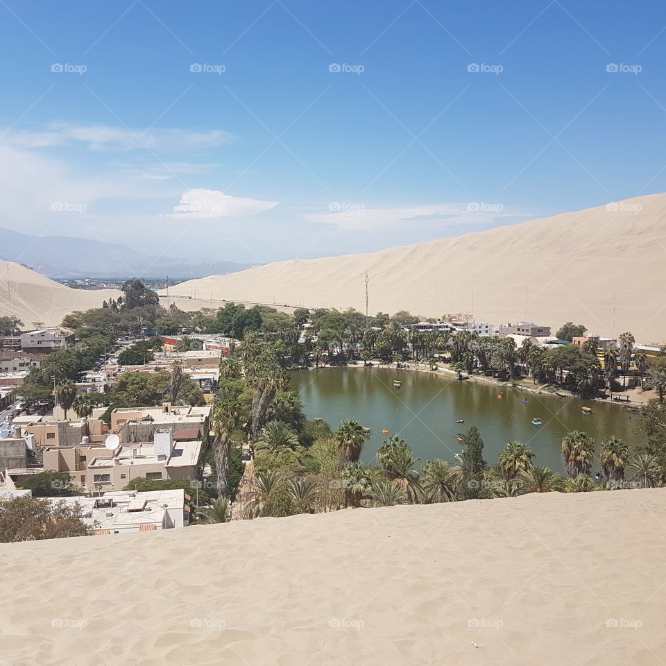 Visiting Huacachina, Ica - Perú. A beautiful trip with wonderful people.