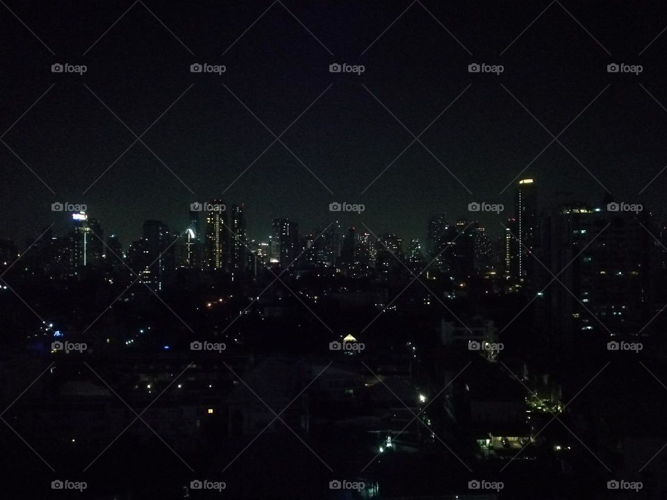 Пейзаж на ночной город 