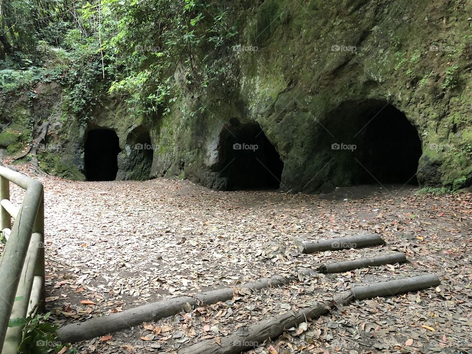 Cuevas aborígenes en las Islas Canarias (Tenerife)