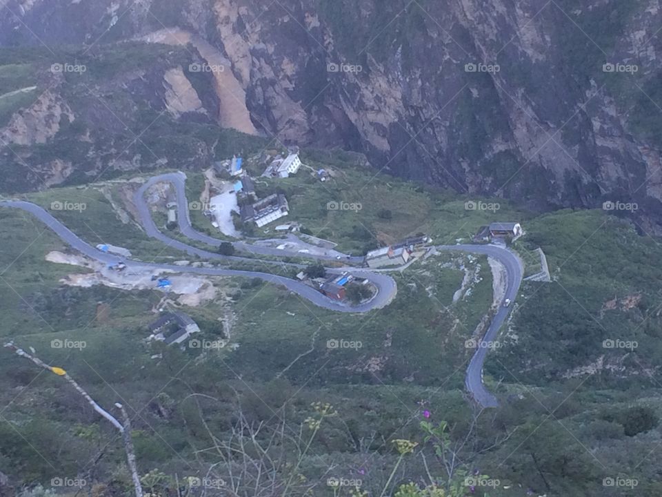 Winding road 