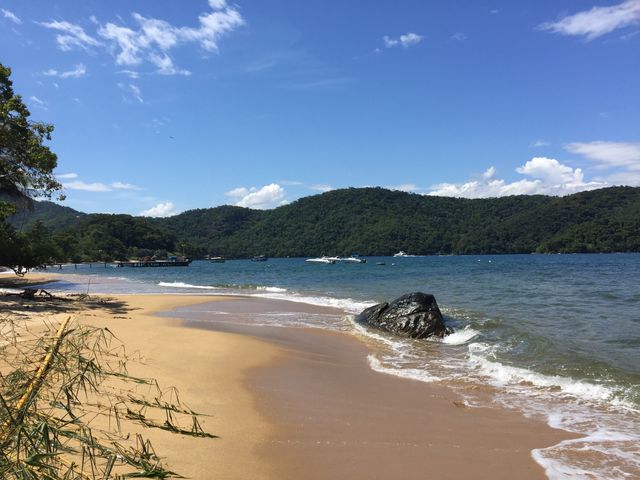 Linda praia