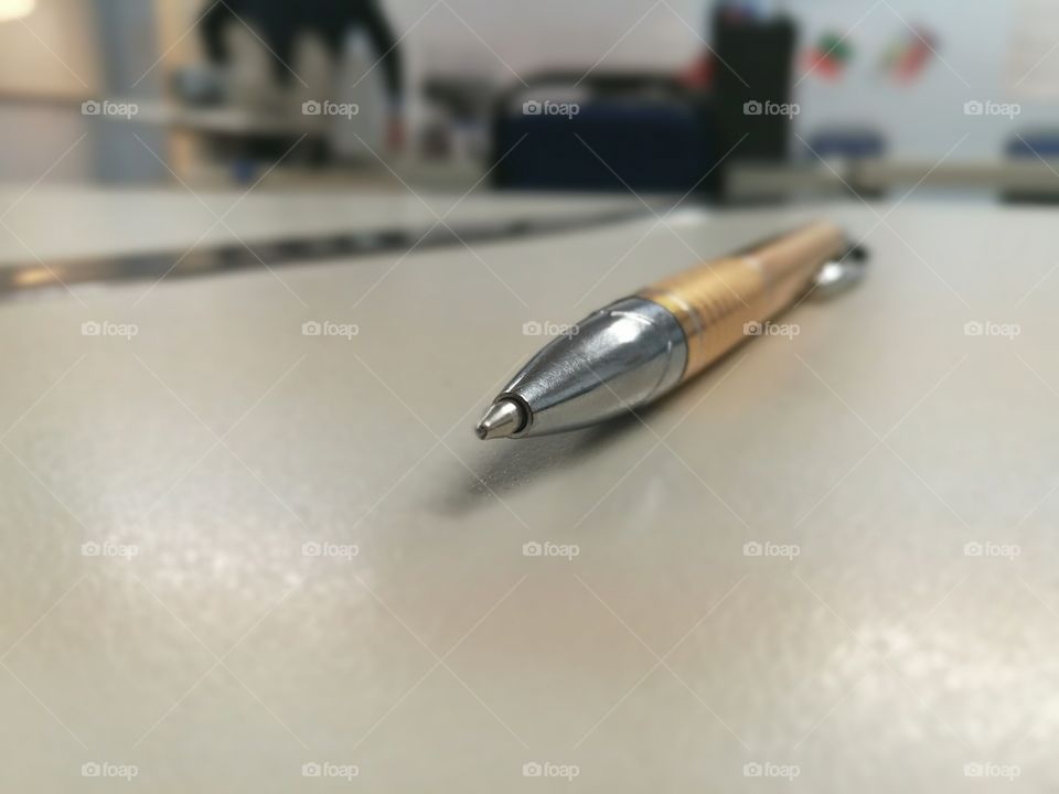 close up pen