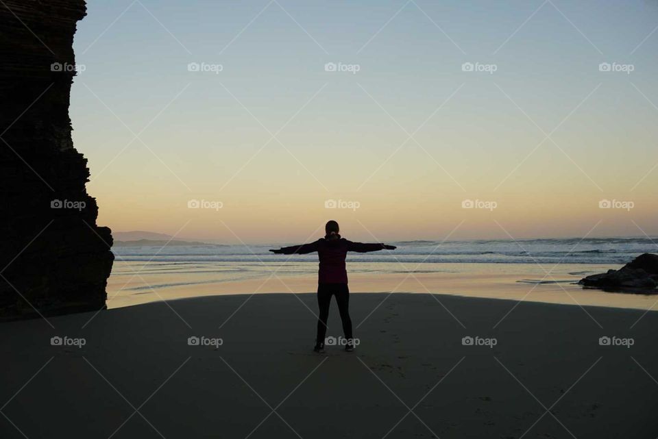 Beach#ocean#sunrise#human