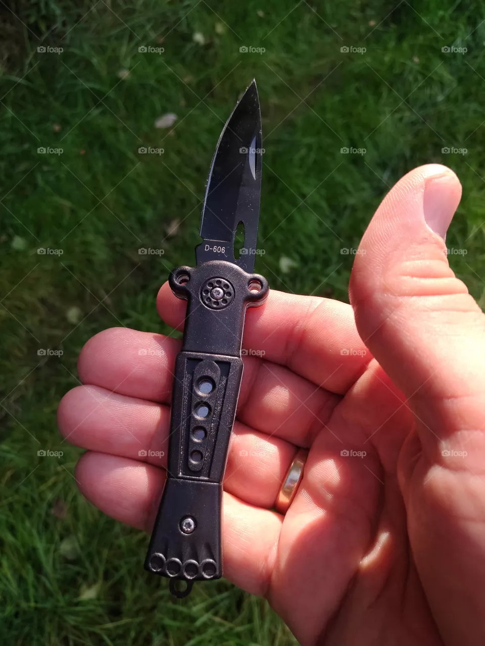 knife