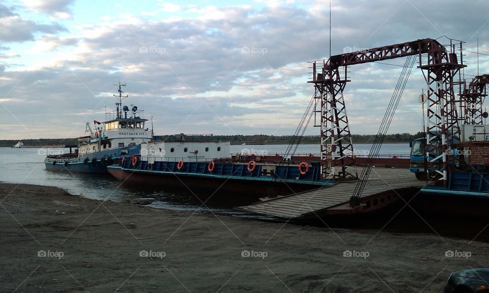 Crossing the river. Steam.