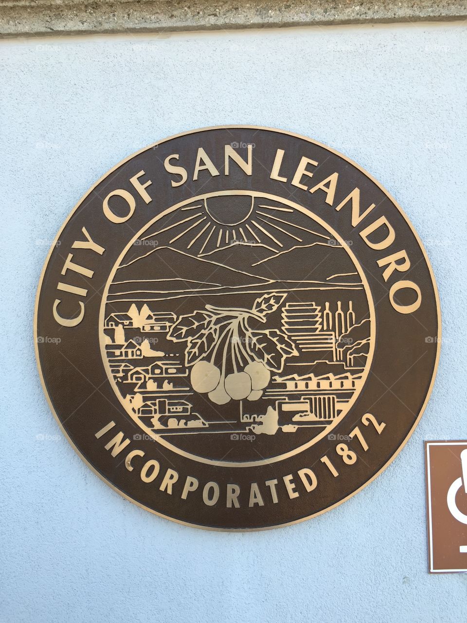 City of San Leandro plaque on City Hall 