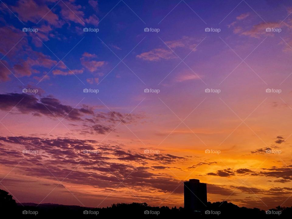 🌇🇺🇸 An extremely beautiful sunset in Jundiaí, interior of Brazil. Cheer the nature! / 🇧🇷 Um entardecer extremamente bonito em Jundiaí, interior do Brasil. Viva a natureza! 