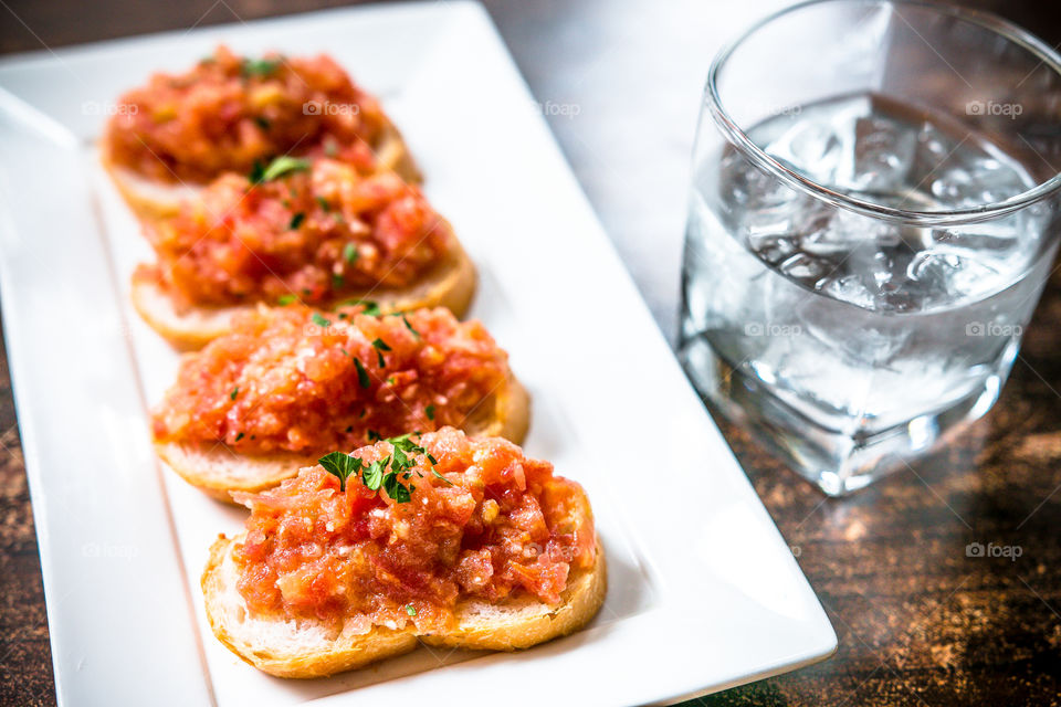 Tomato bruschetta 