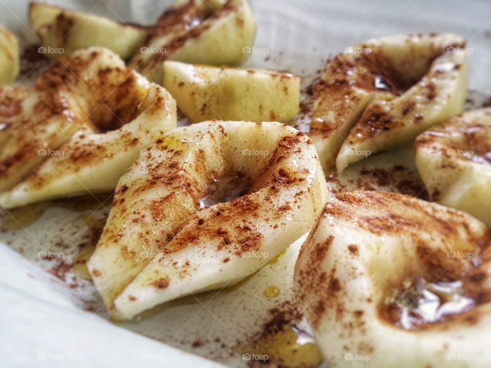 Pears with Cinnamon & Honey