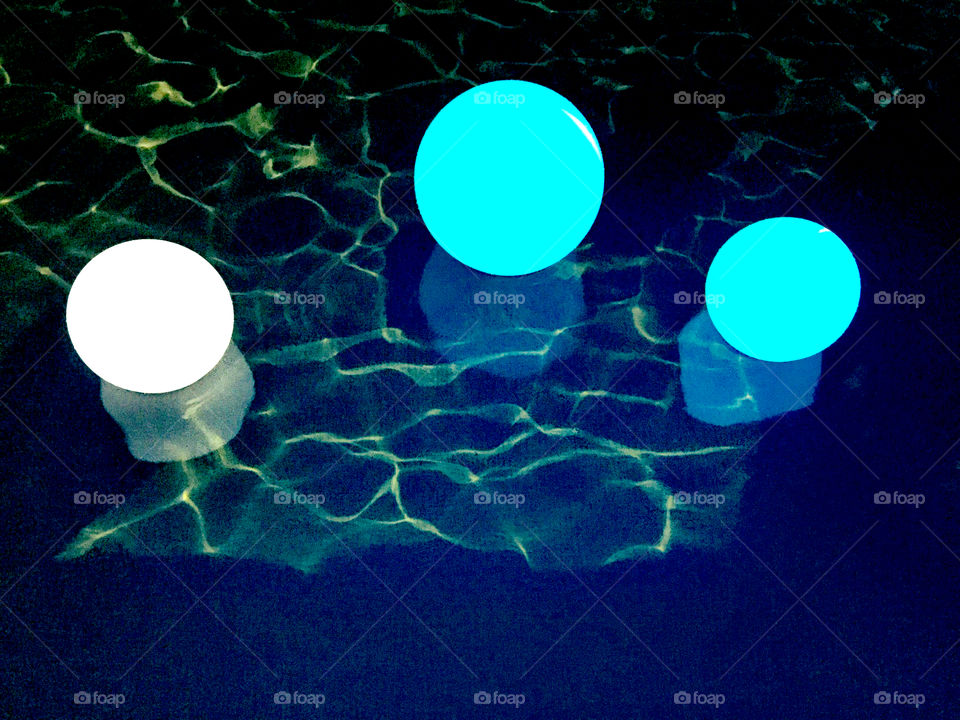 Swimming pool Ligh balls