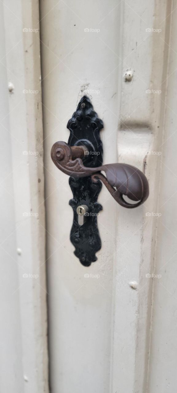 Door handle