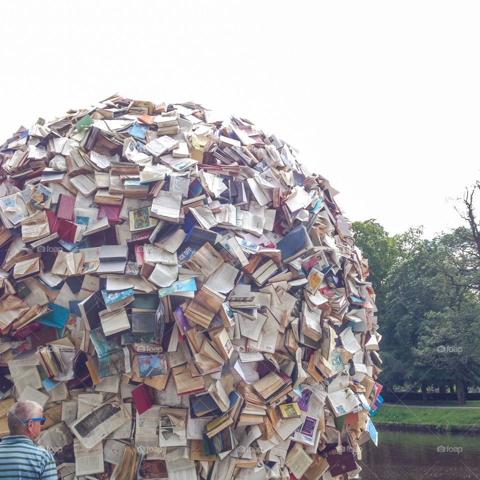 book ball art