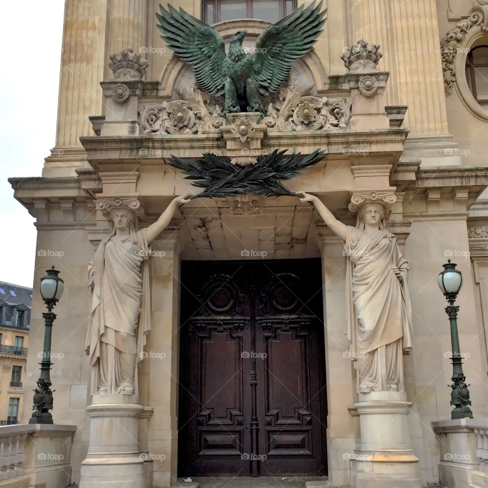 Amazing door - opéra Garnier