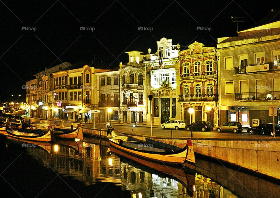 Aveiro by night