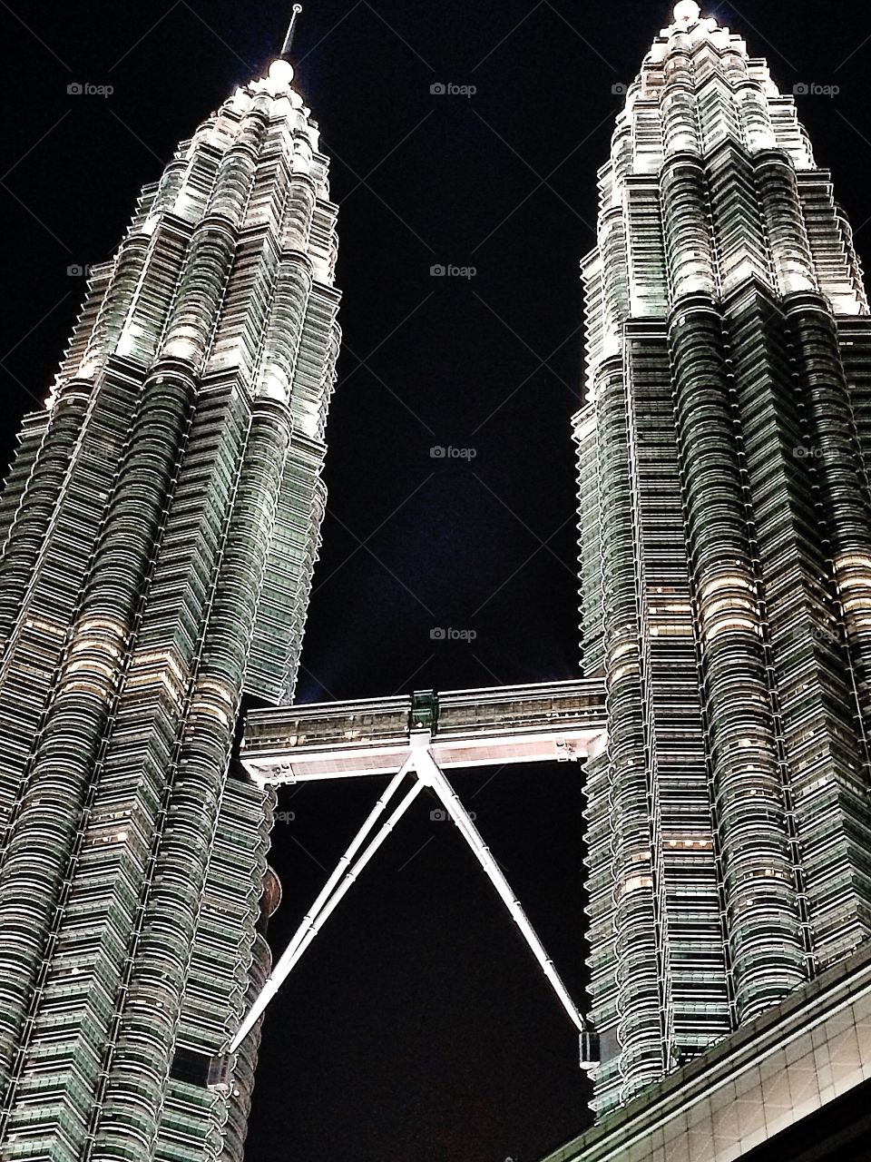 Malaysia . Petronas Twin Towers - Kuala Lumpur, Malaysia 