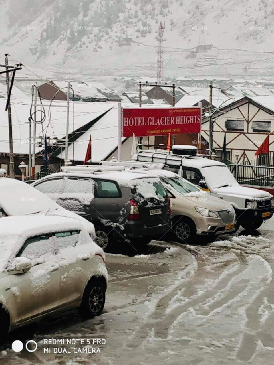 Today 0n 12th June 2019 snow fall took place  at Tourist Resort "Sonmarg" Kashmir.
Itz was light but surprised us all as Summer had commenced few days back.