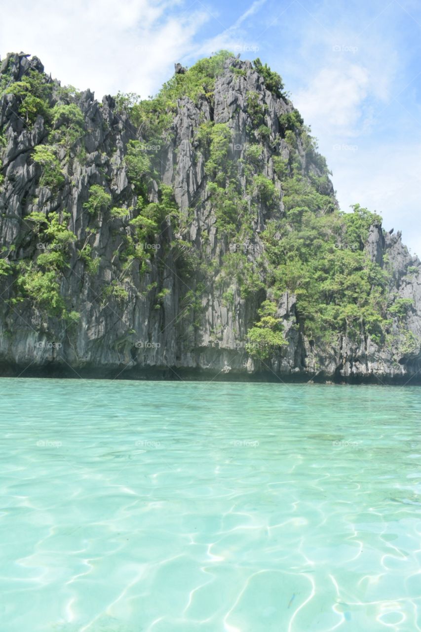 Philippines Palawan turquoise water green landscape
