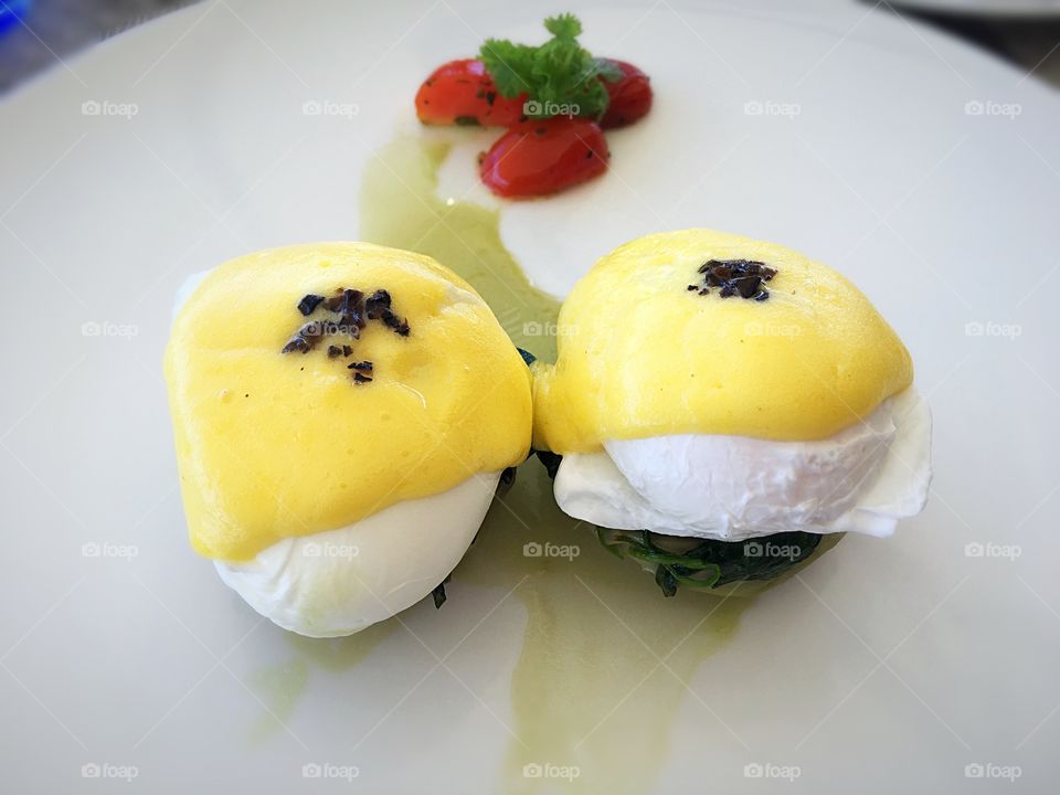 Eggs Benedict 