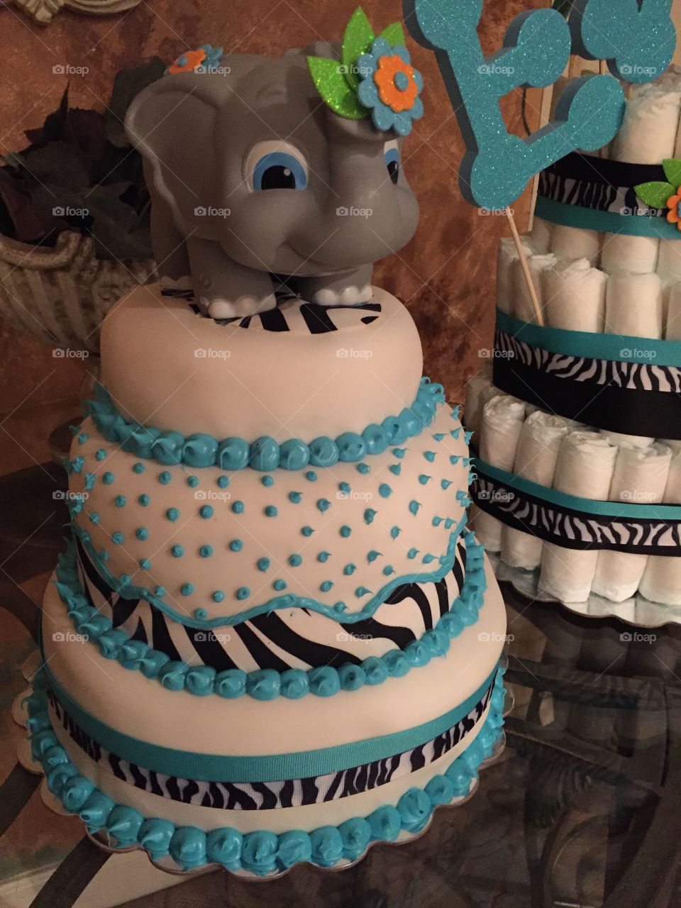 Baby Elephant Cake 