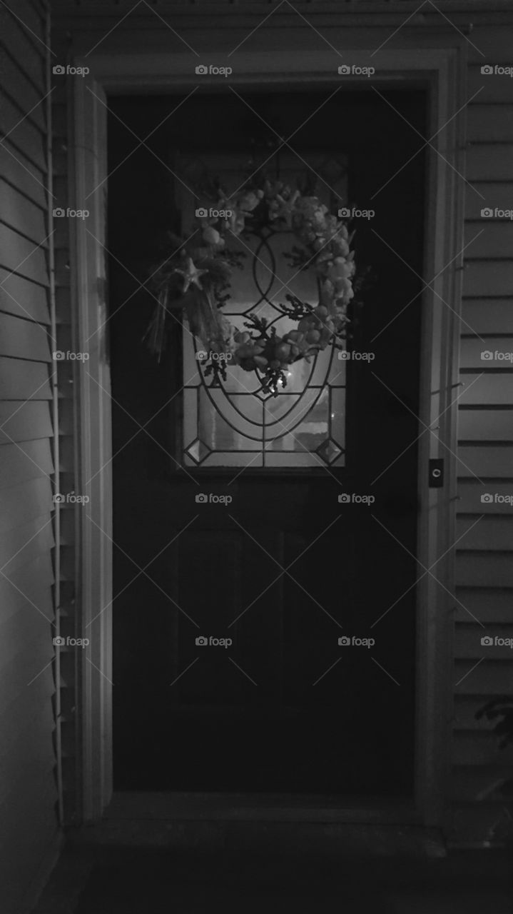 welcome door grayscale