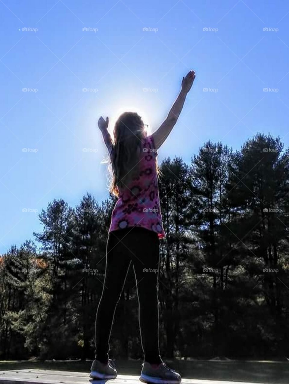 What makes your heart beat ?