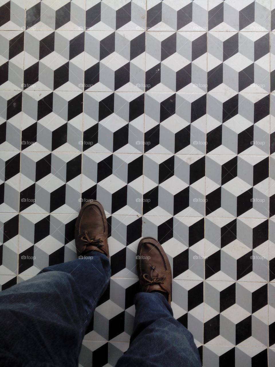 foot view tiles