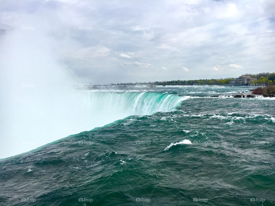 Niagara Falls close up 
