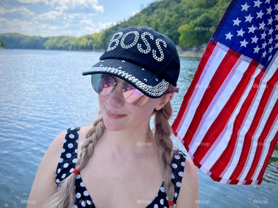 Cute, fun sparkly hat while vacationing