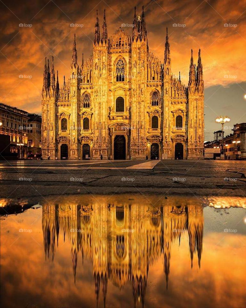 Milano Piazza del Duomo good evening