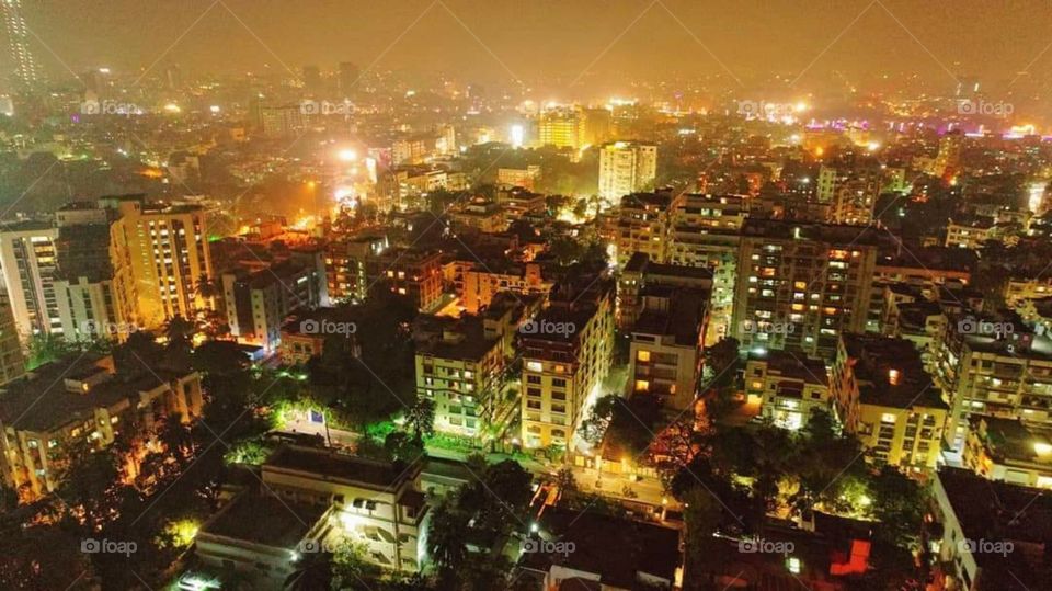 the night city of Kolkata
