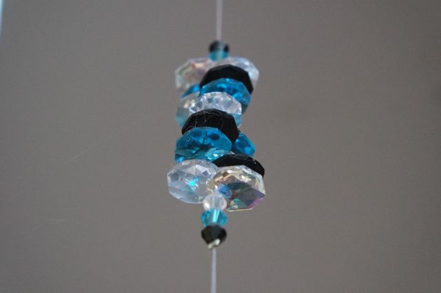 Crystal dangle