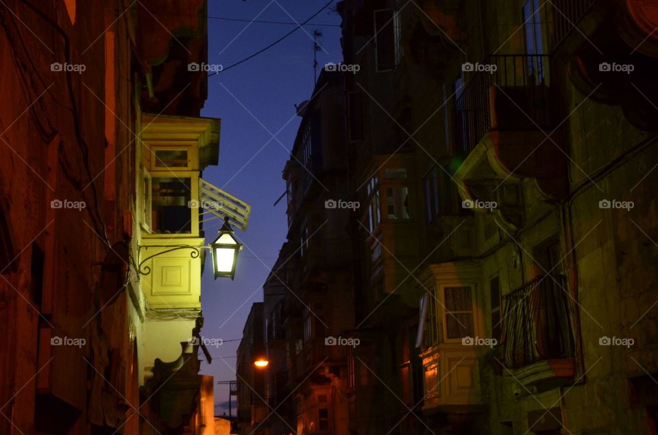 Valetta at night
