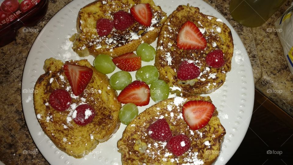 berry special french toast
