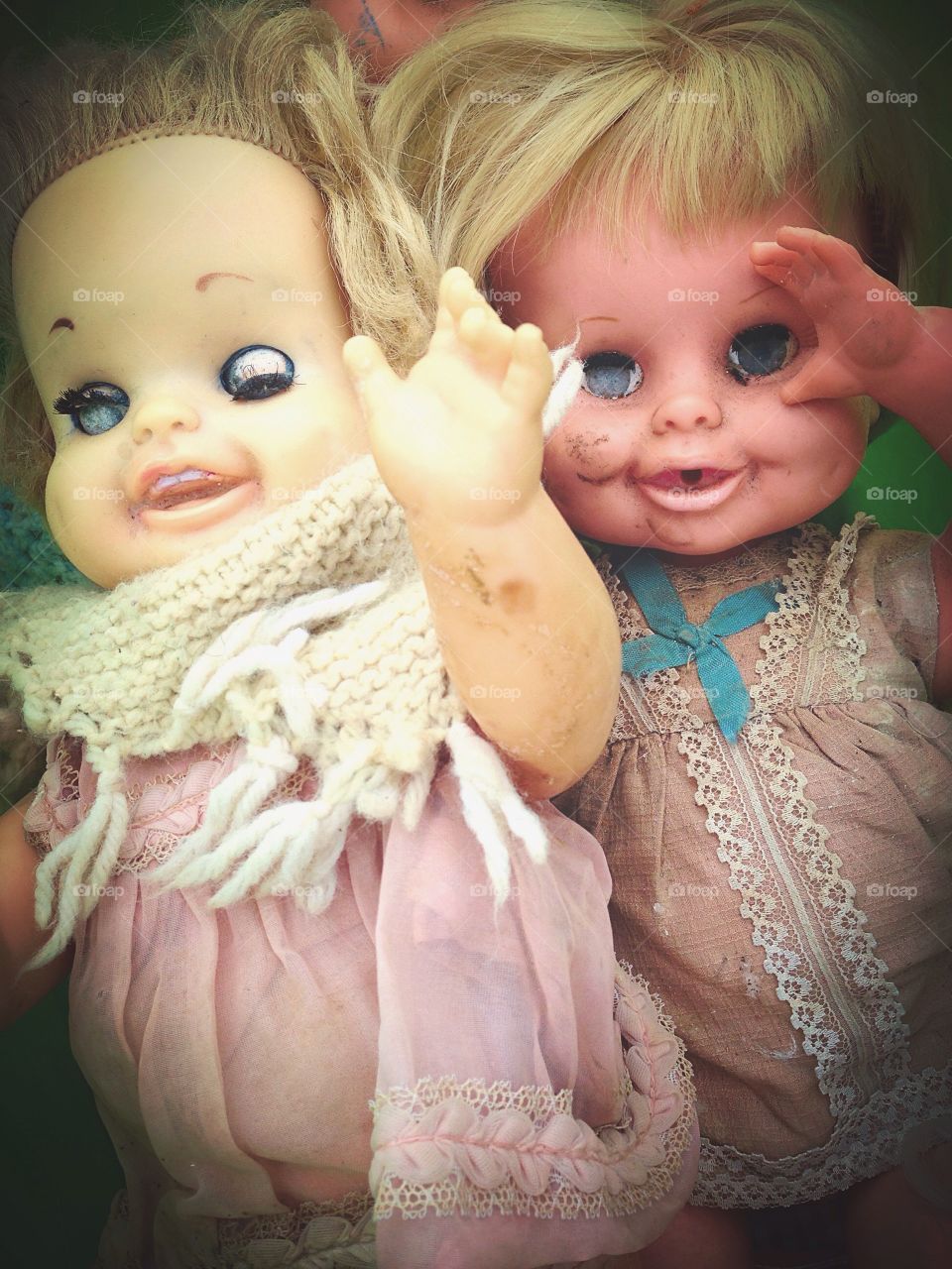 Happy smiling vintage tiny tears dolls 