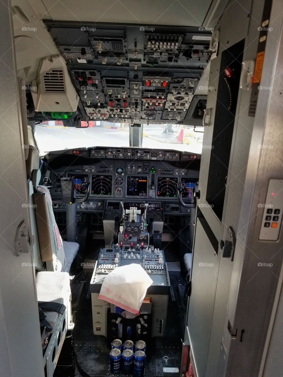 Flight cockpit🛫