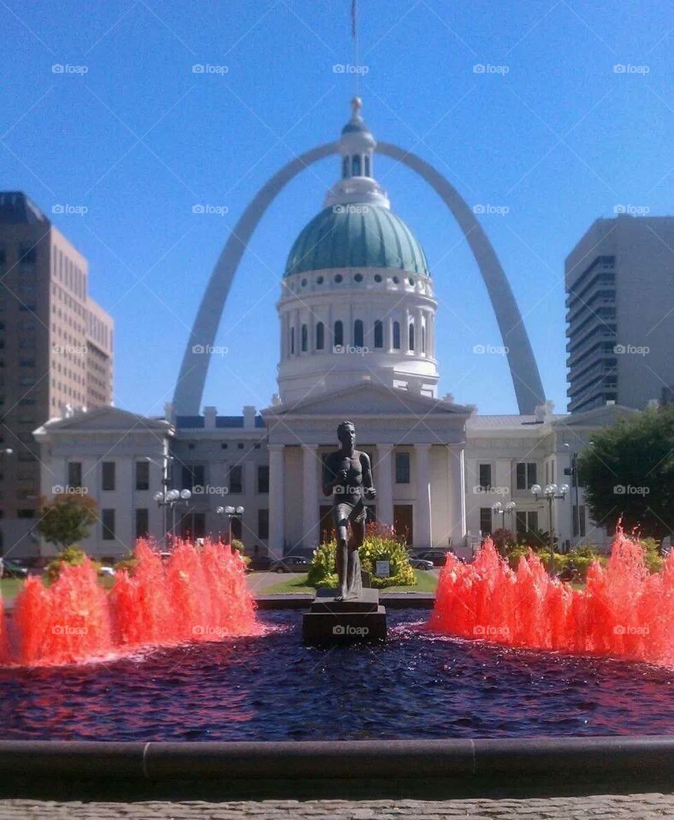 St. Louis arch