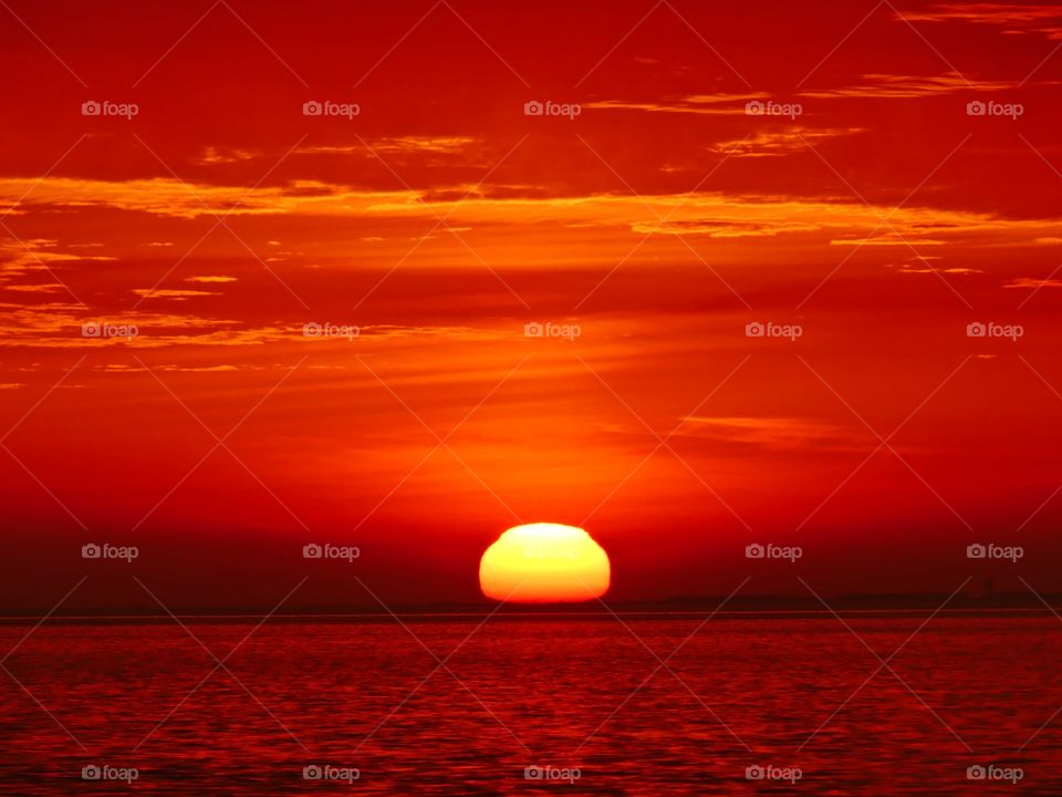 I invite you to take a descending sunset journey with me. But first you must close your eyes and take a deep breathe. Now open your eyes. Presto