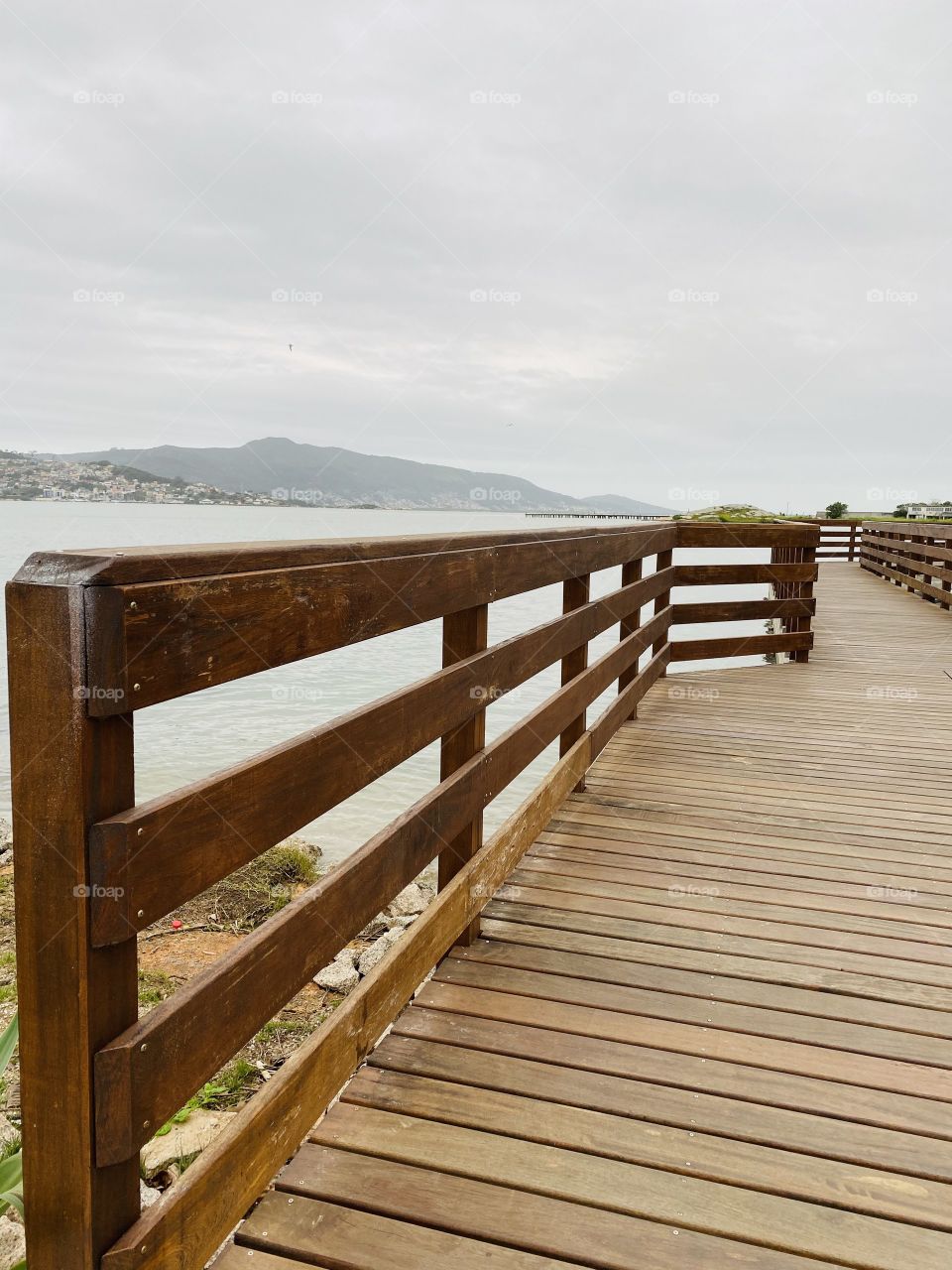 Paths that transmit peace.